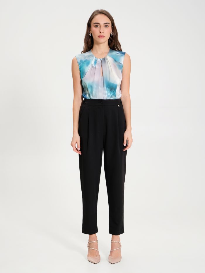Rinascimento Pantaloni Carota con Punto Smock Prezzo Ridotto
