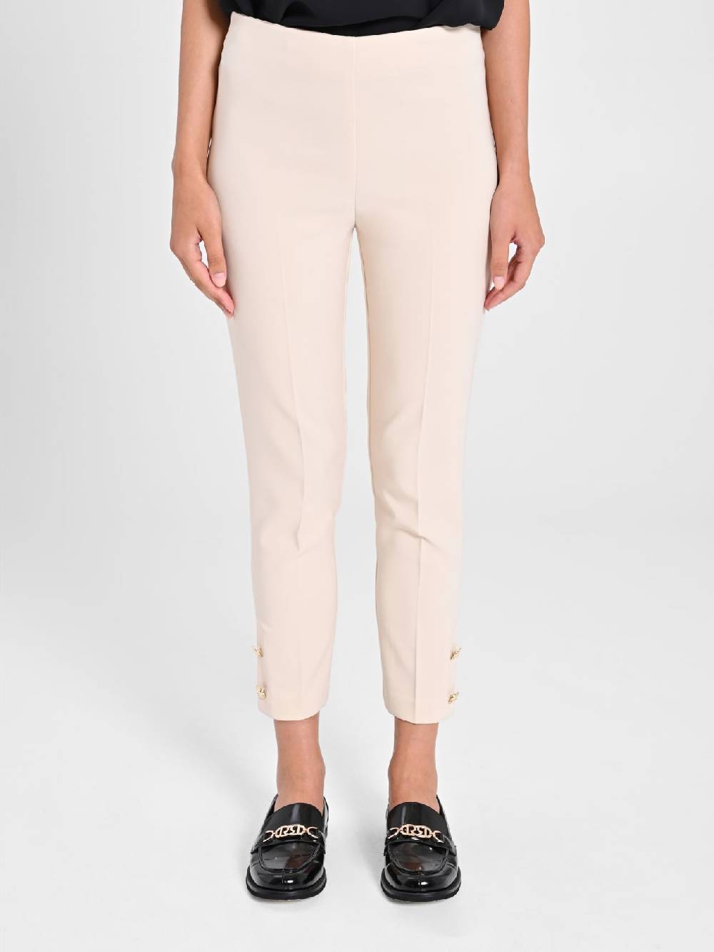Rinascimento Pantaloni Slim in Tessuto Tecnico Beige Ritorno libero