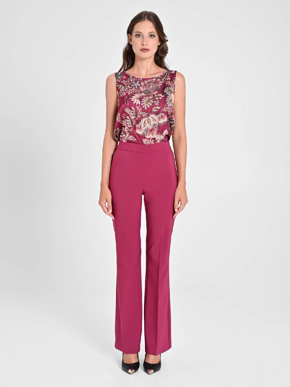 Rinascimento Pantaloni Flared in Tessuto Tecnico Bordeaux Only for today