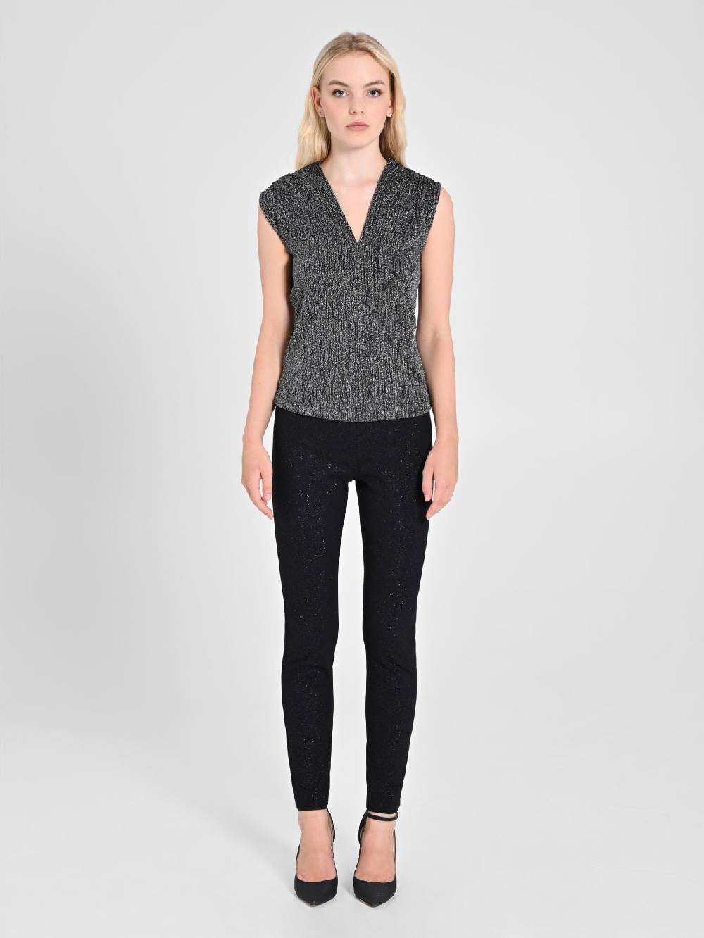 Rinascimento Top Nero & Argento Lurex Sconto