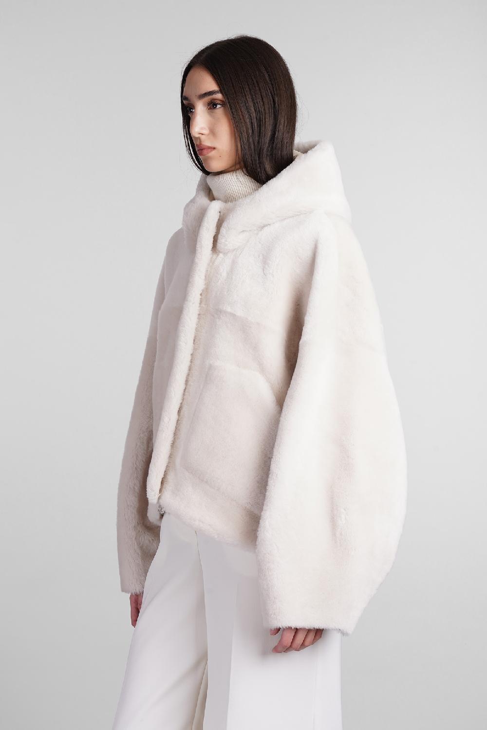 Deliberti Blancha Pelliccia in pelle bianca cod. 407905 - Deliberti The Luxury Shopping Novità
