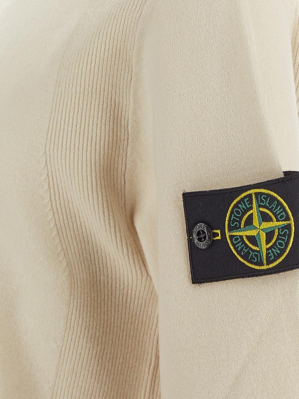 Oluxury Stone Island Logo Knit Ritorno libero