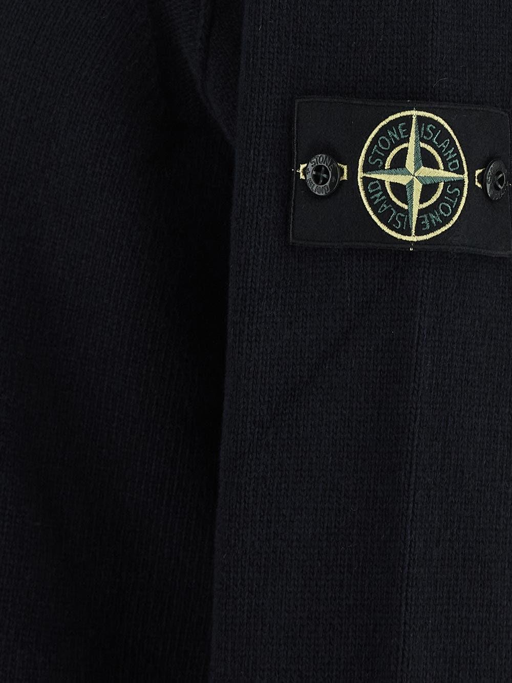 Oluxury Stone Island Logo Knit Vendite Flash