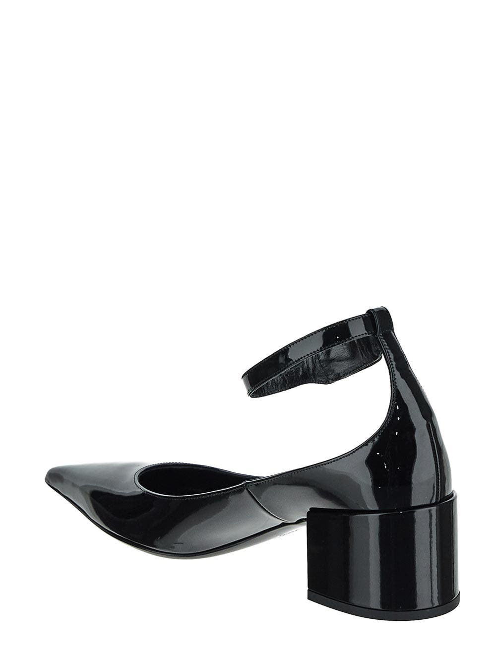 Oluxury Valentino Garavani Pointed Shoe In Linea