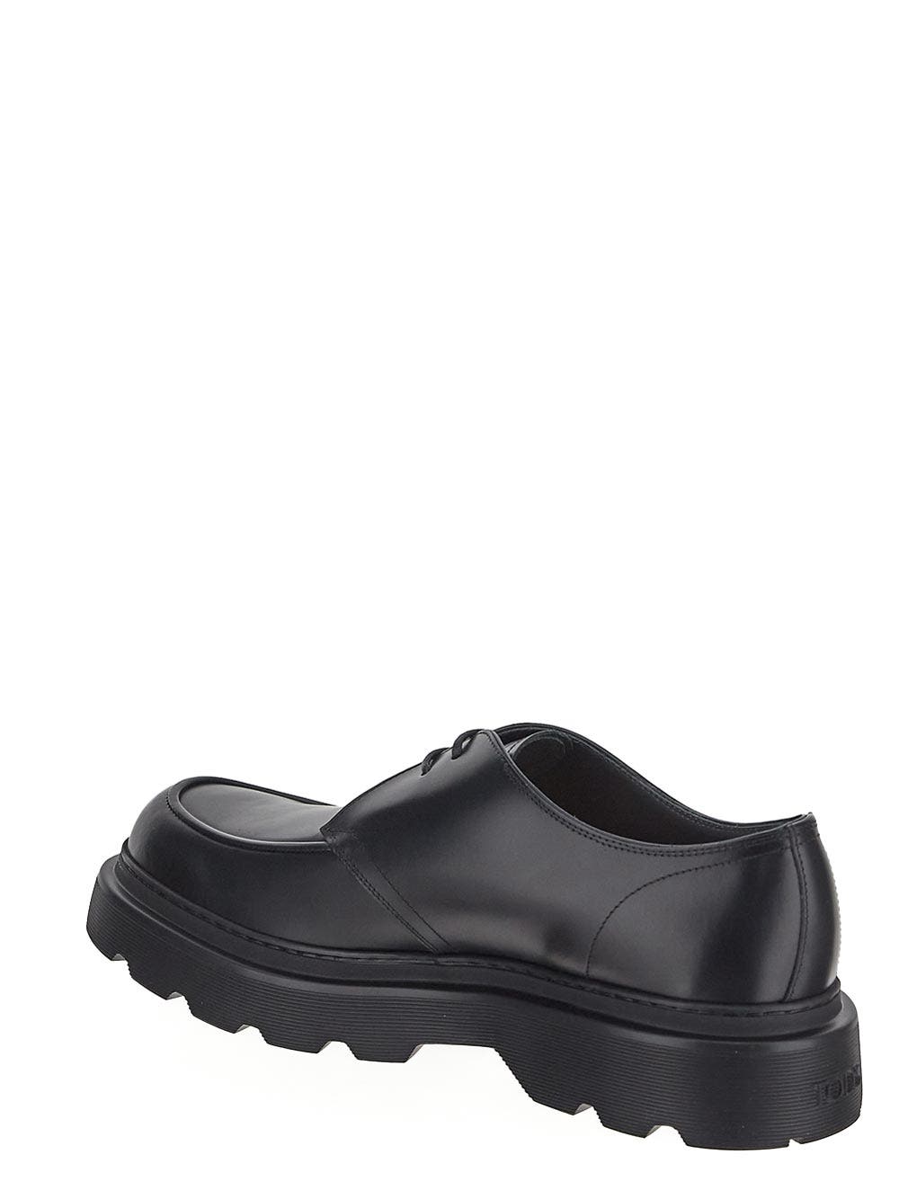 Oluxury Tod's Lace-Up Shoe Offerta esclusiva