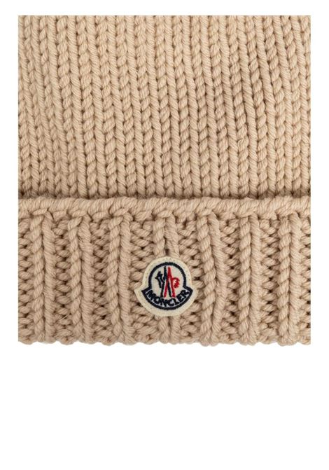 MONCLER ENFANT Berretto In Maglia Rasata Beige Chiaro Con Logo - MONCLER ENFANT Spedizione Gratuita