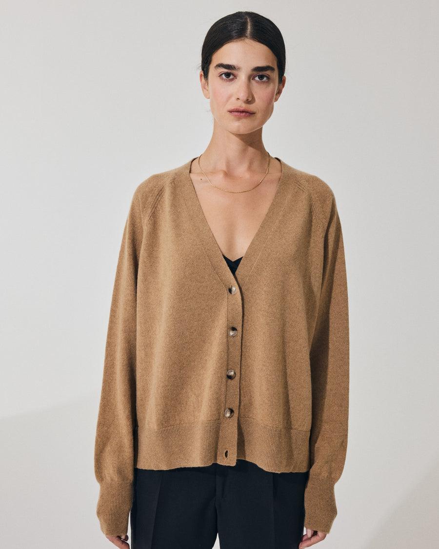 Scaglione CARDIGAN RAGLAN RIBBED SIDES CARAMEL Sconto