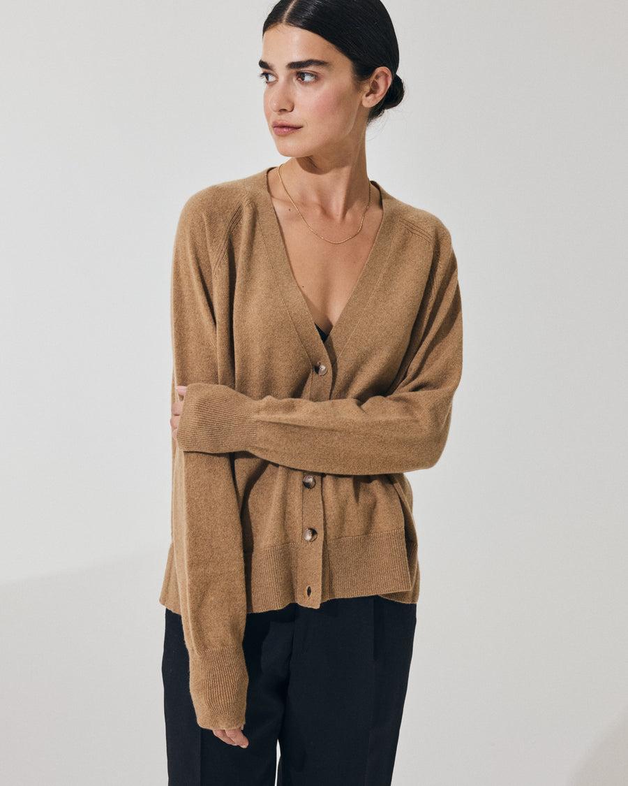 Scaglione CARDIGAN RAGLAN RIBBED SIDES CARAMEL Sconto