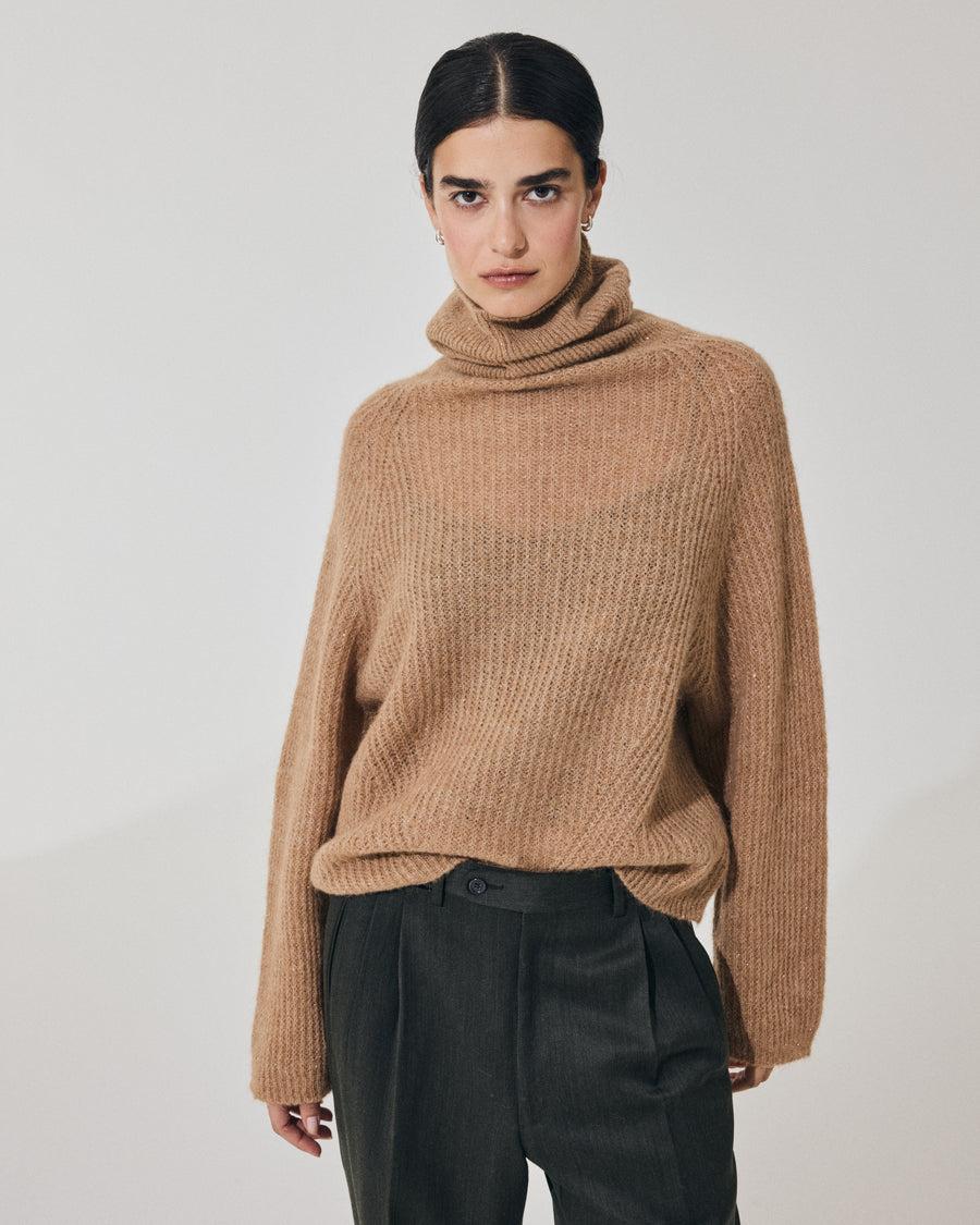 Scaglione TURTLE NECK RAGLAN GLITTER CARAMEL Promozione Limitata