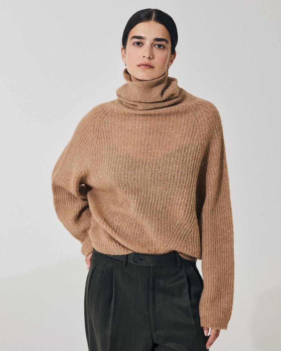 Scaglione TURTLE NECK RAGLAN GLITTER CARAMEL Promozione Limitata