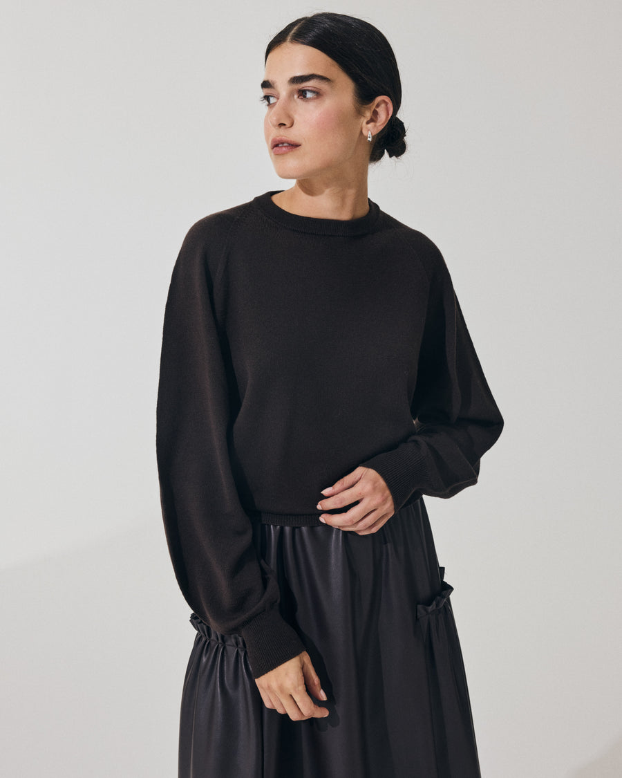 Scaglione ROUND NECK BOXY RAGLAN SEAMLESS MERINO EBANO Ritorno libero
