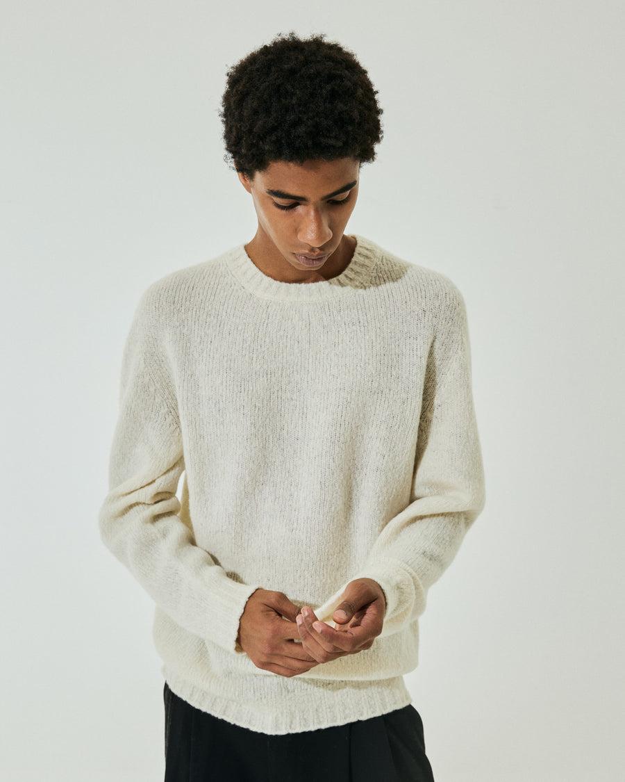 Scaglione ROUND NECK SEAMLESS PUFFED CASHMERE MILK Sostegno trimestrale