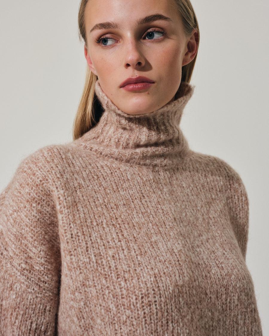 Scaglione MOCK NECK OVER MOULINE' CARAMEL Soddisfazione Garantita
