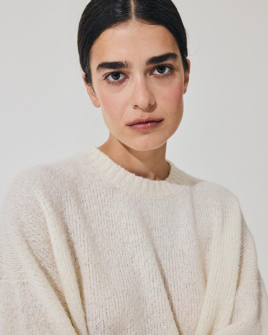 Scaglione ROUND NECK OVER PUFFED CASHMERE MILK Fino Al -60%