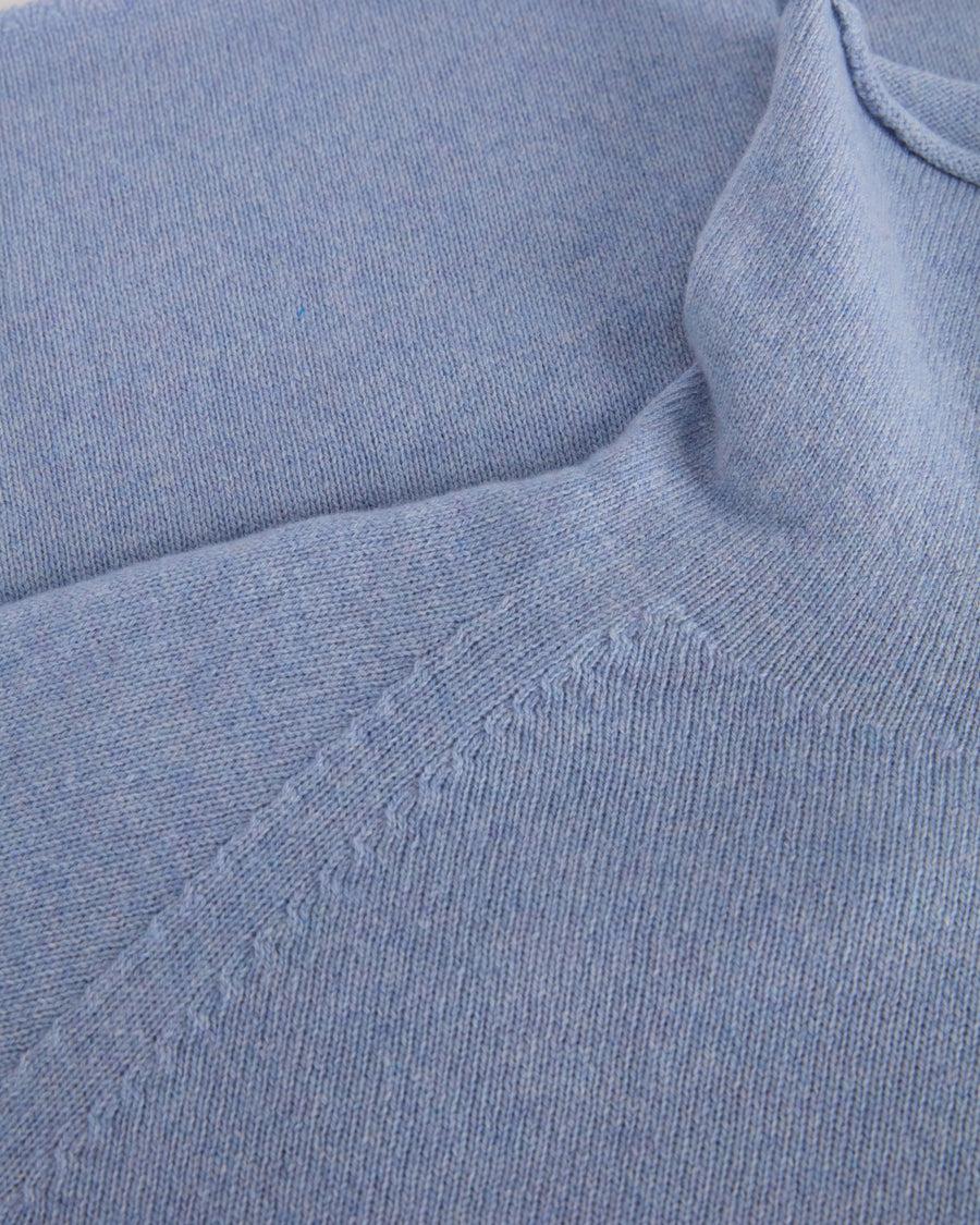 Scaglione TURTLE NECK RAGLAN SEAMLESS HYBRID CASHMERE CELESTE Liquidazione