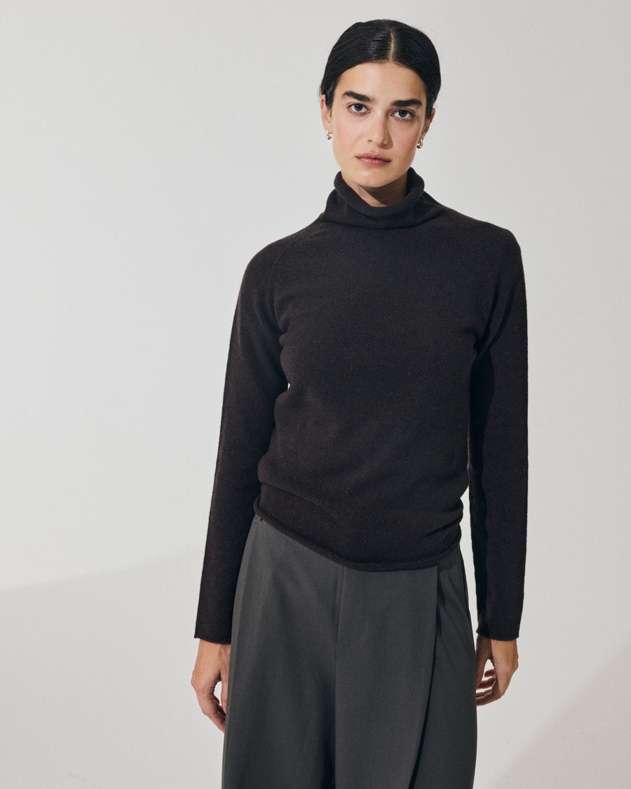 Scaglione TURTLE NECK RAGLAN SEAMLESS HYBRID CASHMERE EBANO Offerte giornaliere