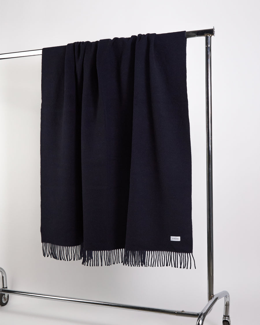 Scaglione PLAID DIVANO 135x180 NAVY Prezzo Ridotto
