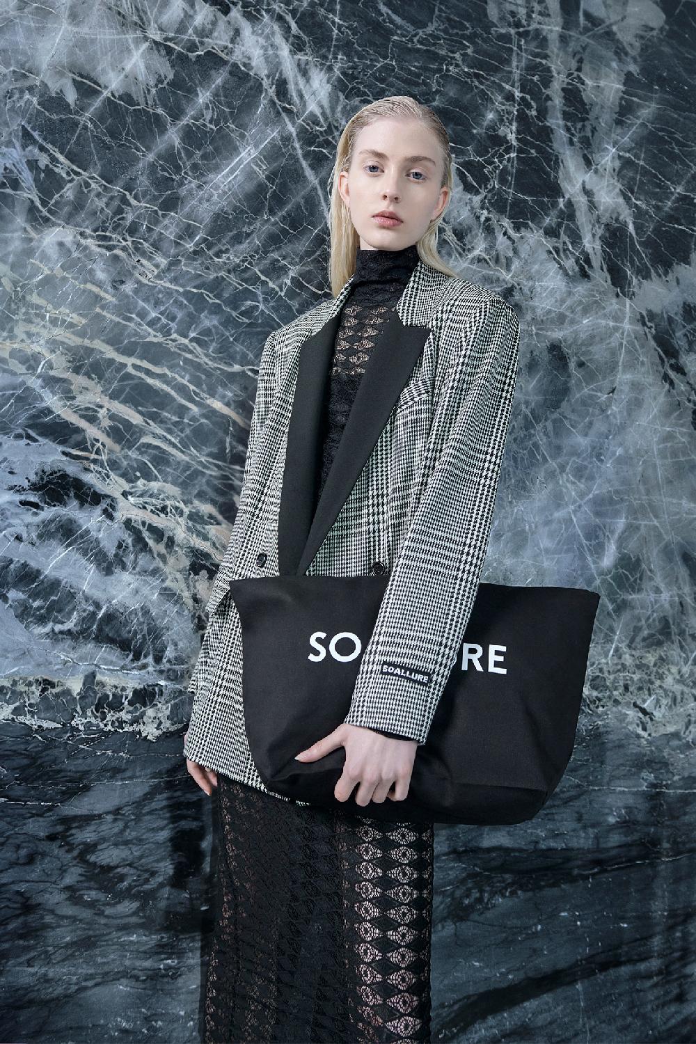 Soallure ABITO MIDI IN PIZZO BI-STRETCH Promozione
