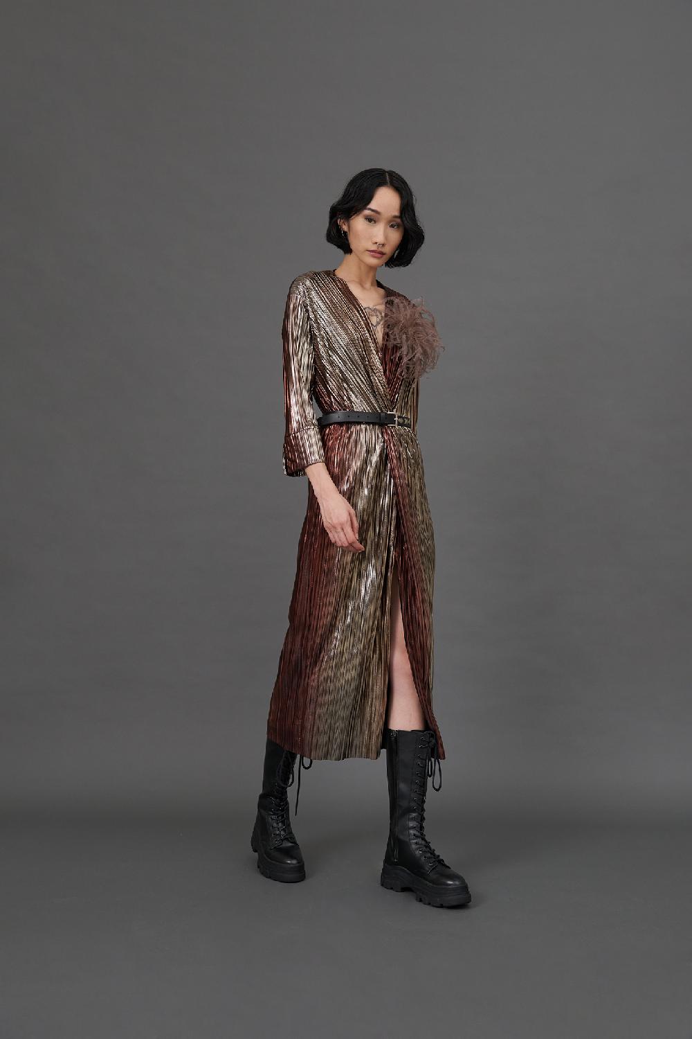 Soallure CINTURA SOTTILE IN VERA PELLE CON BORCHIE Sottocosto
