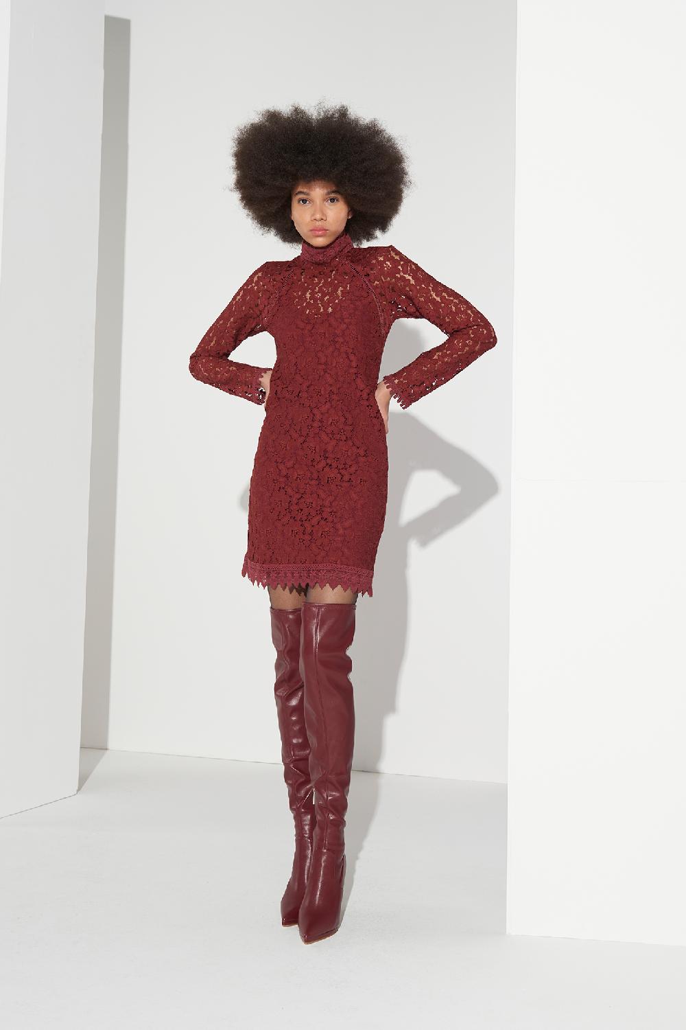 Soallure ABITO CORTO IN PIZZO Fornitura limitata