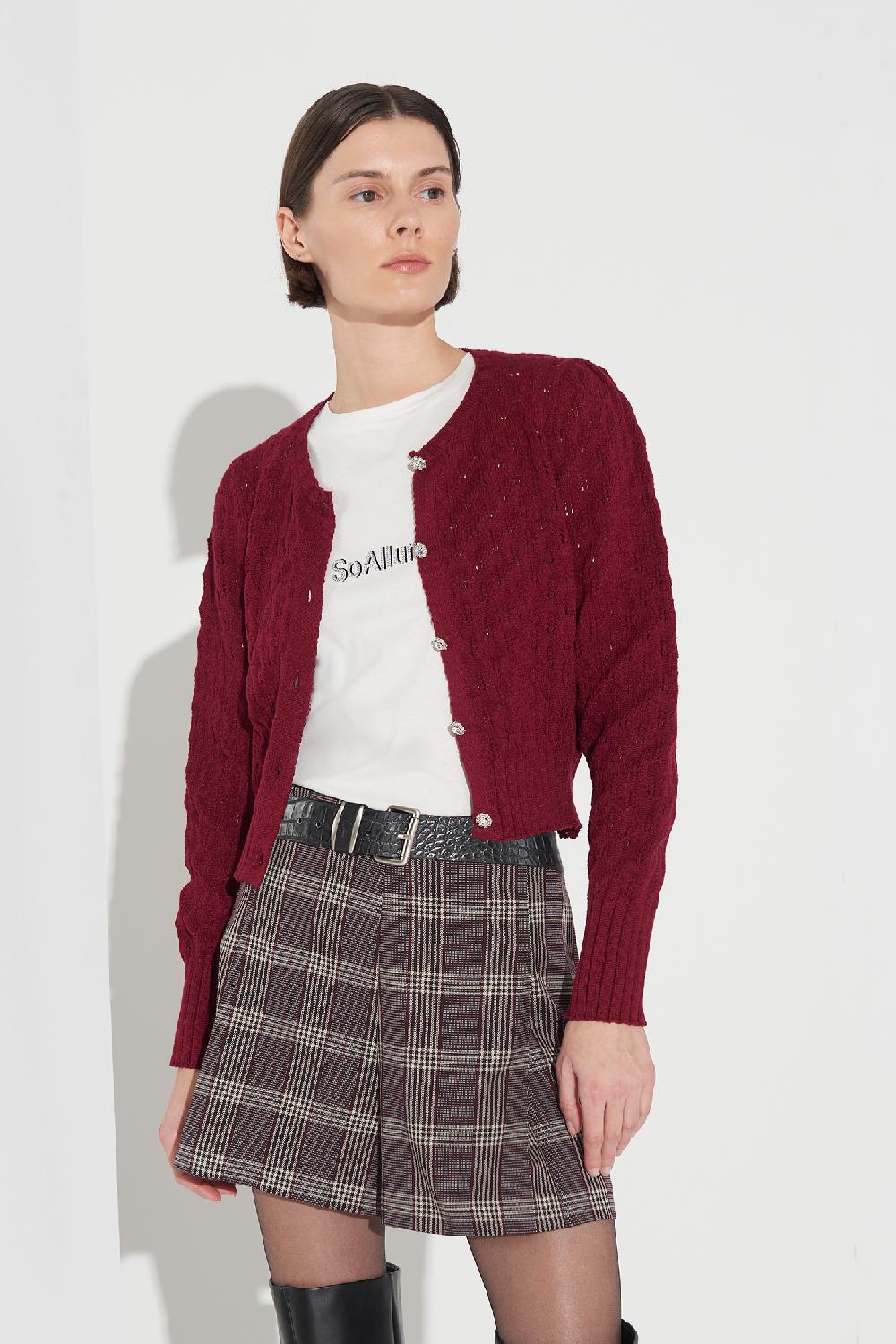 Soallure CROCHETED ROUND NECK CARDIGAN Limitato a 3 giorni