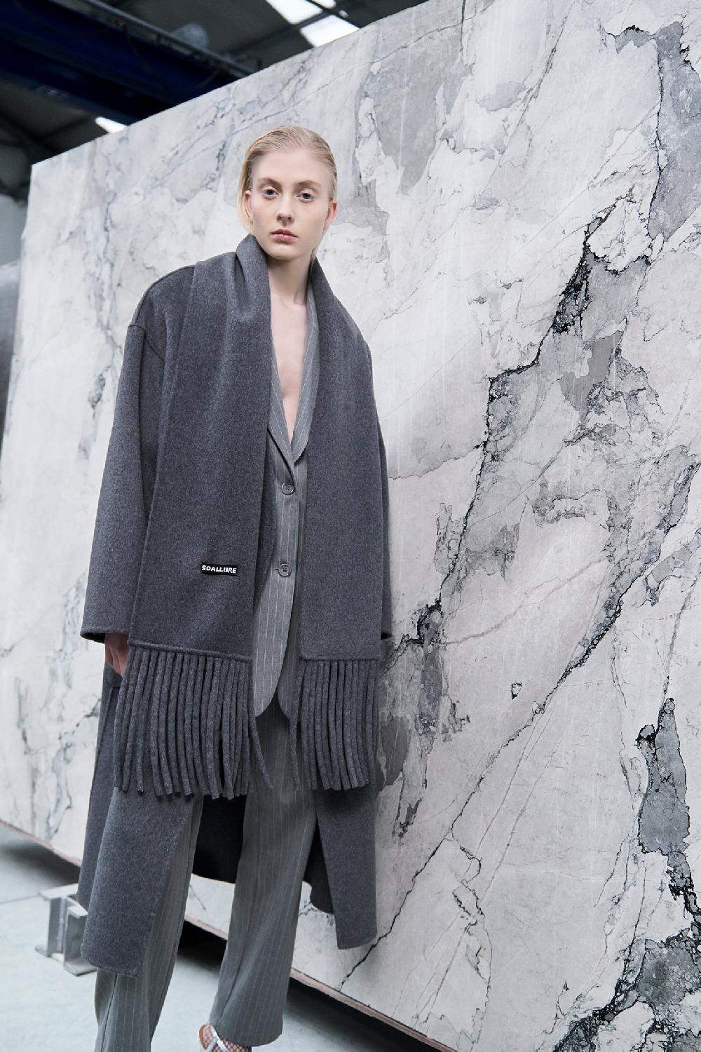 Soallure CAPPOTTO IN LANA CON SCIARPA Offerte stagionali