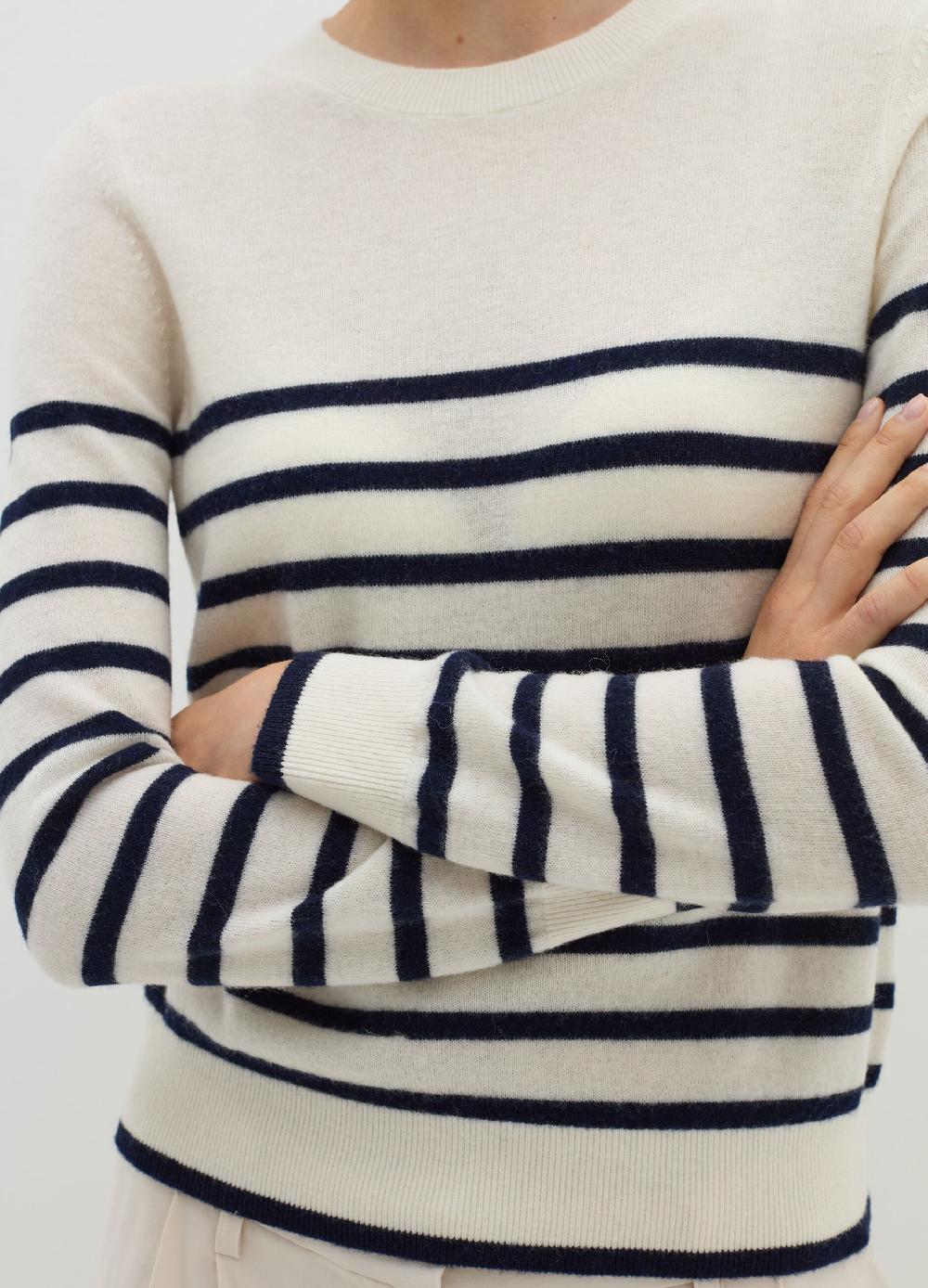 Stefanel Pullover a righe in lana cardata Enormi sconti