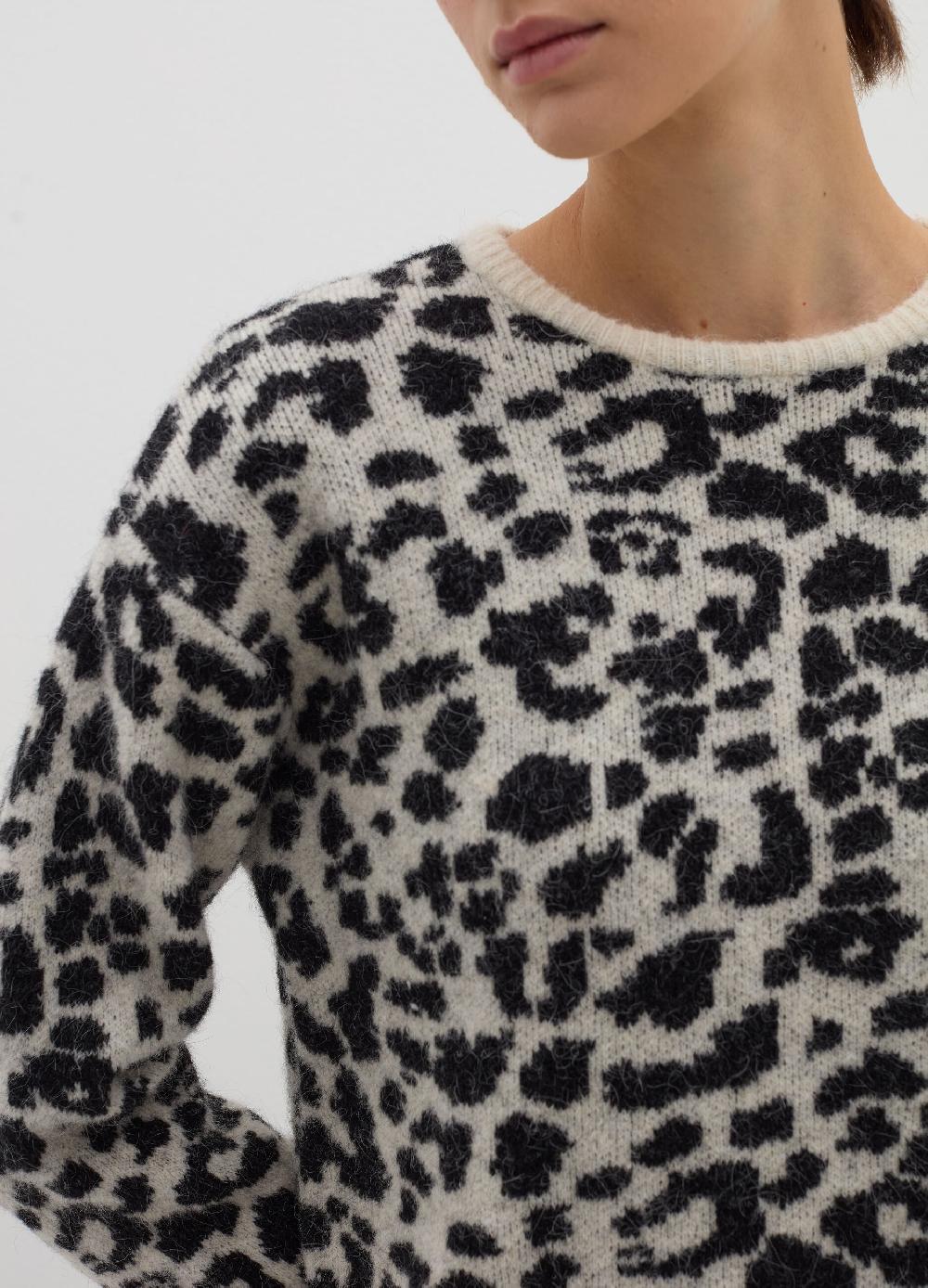 Stefanel Pullover con disegno jacquard animalier Sconti questo mese