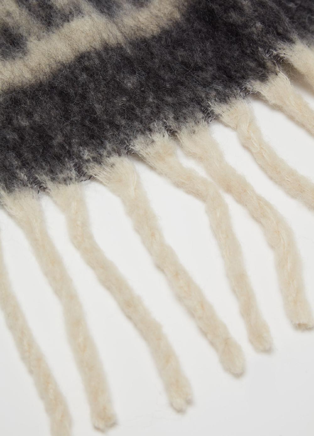 Stefanel Sciarpa jacquard animalier con frange Vendita Economica