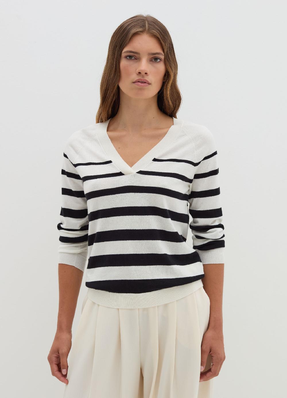 Stefanel Pullover a righe con scollo a V Offerta migliore