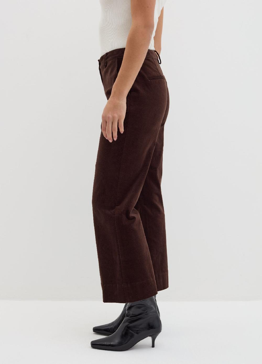 Stefanel Pantalone flare fit in corduroy Vendita Economica
