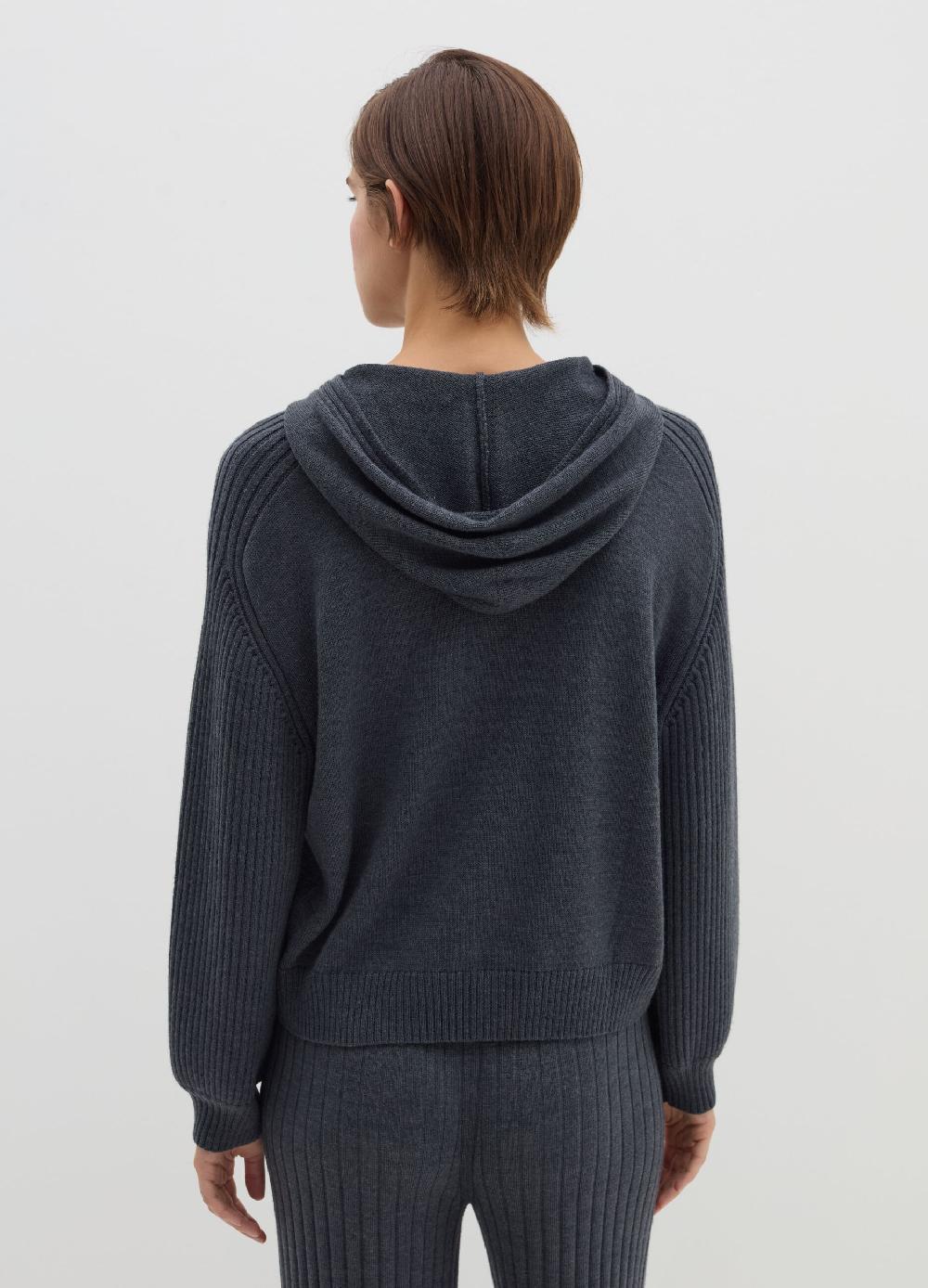 Stefanel Maglia con cappuccio a coste piatte Cyber Monday