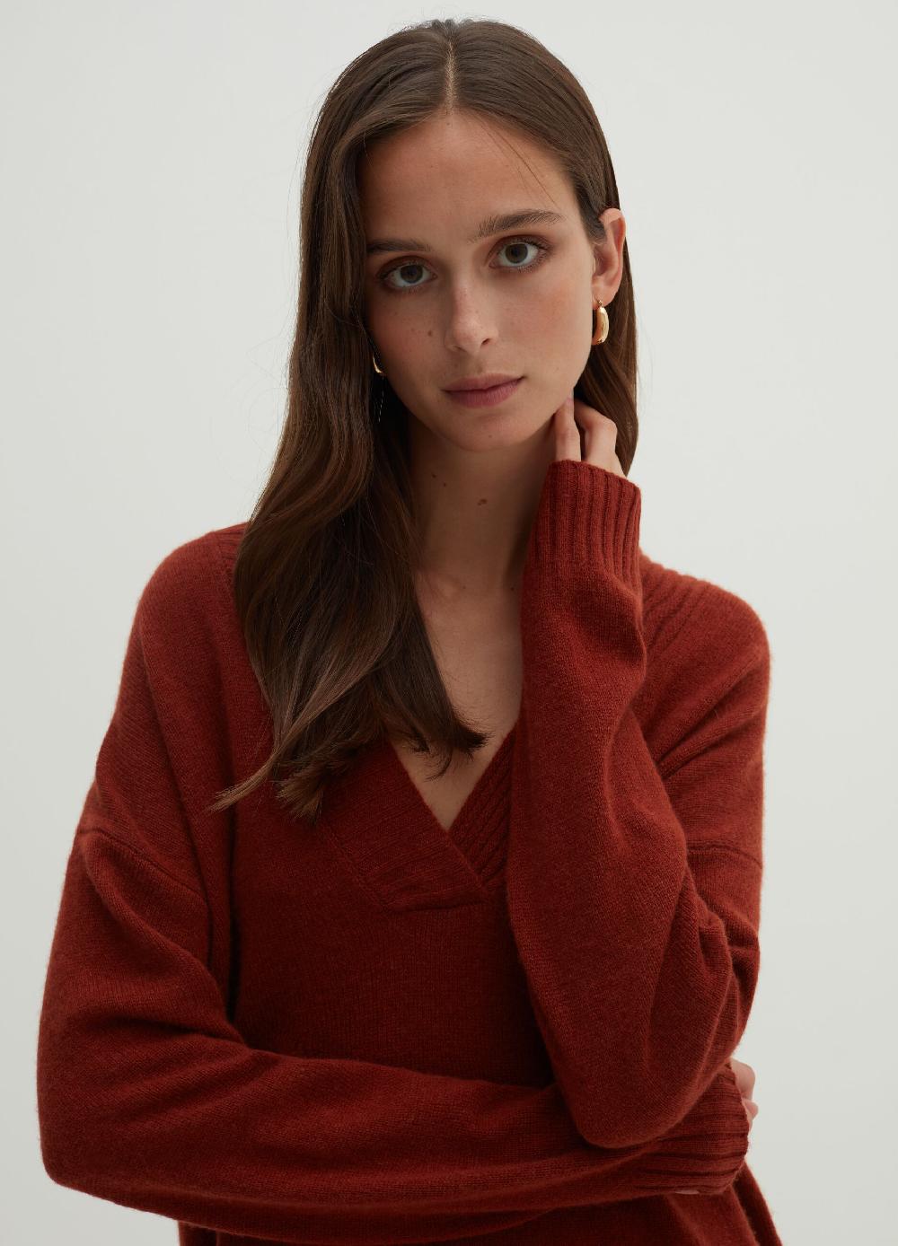 Stefanel Pullover in cashmere con scollo a V Offerta migliore