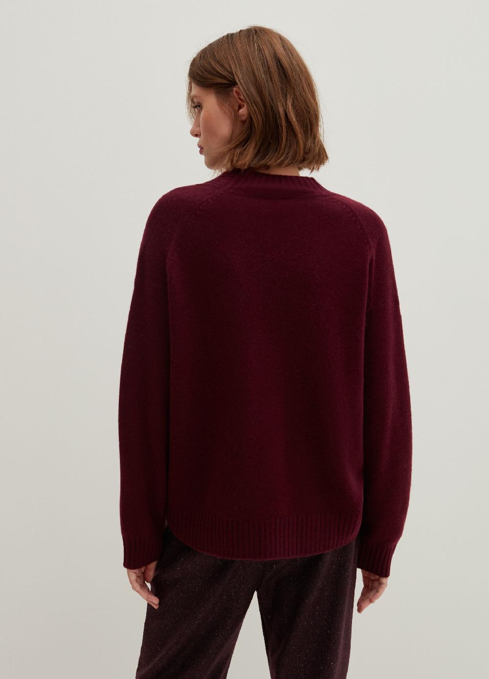 Stefanel Pullover in cashmere con scollo a V Offerta temporanea