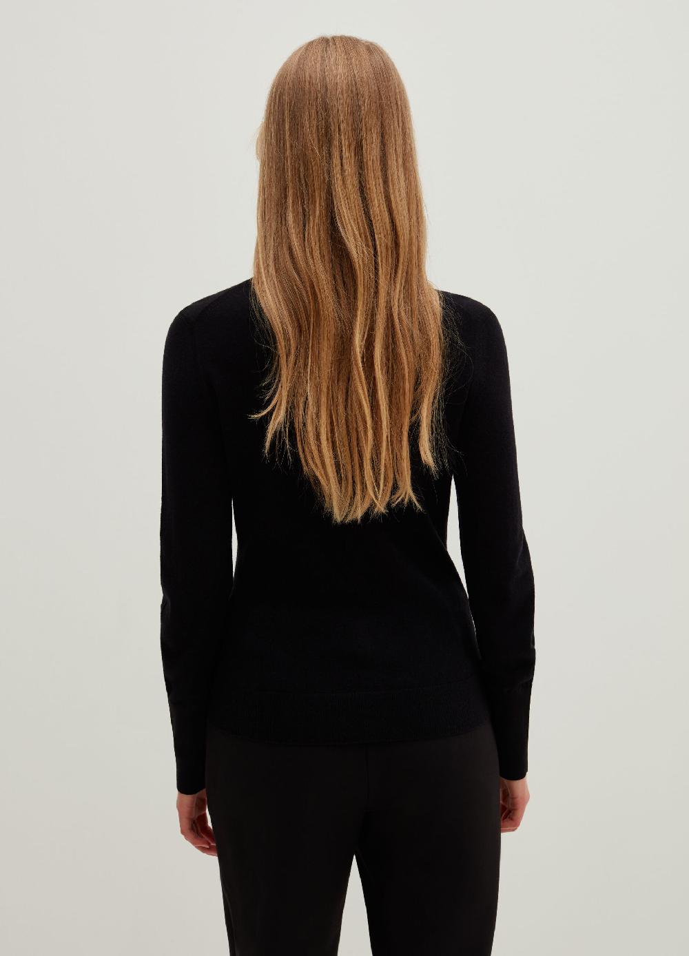 Stefanel Pullover in lana e seta a collo alto Grandi sconti