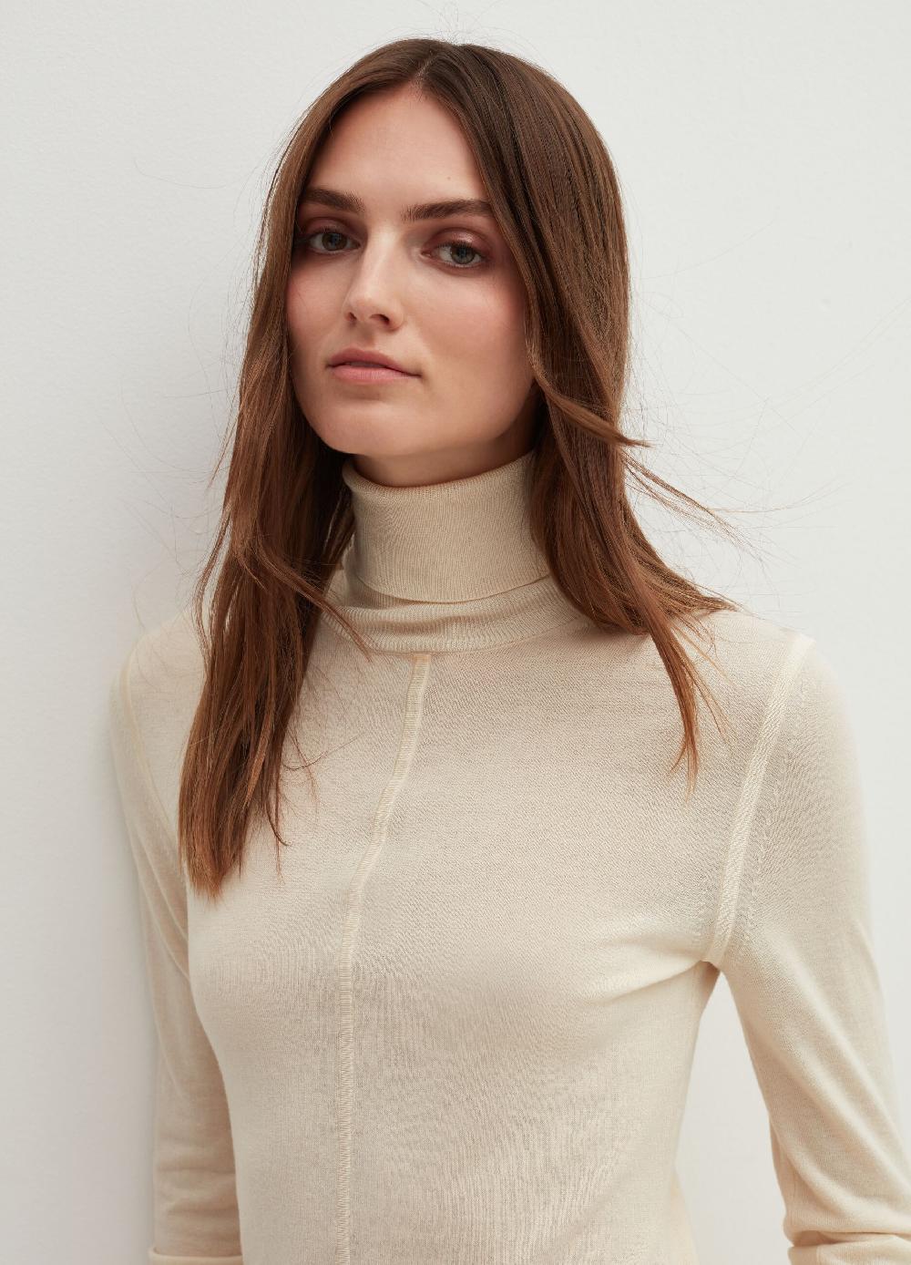 Stefanel Pullover in lana e seta a collo alto Offerta