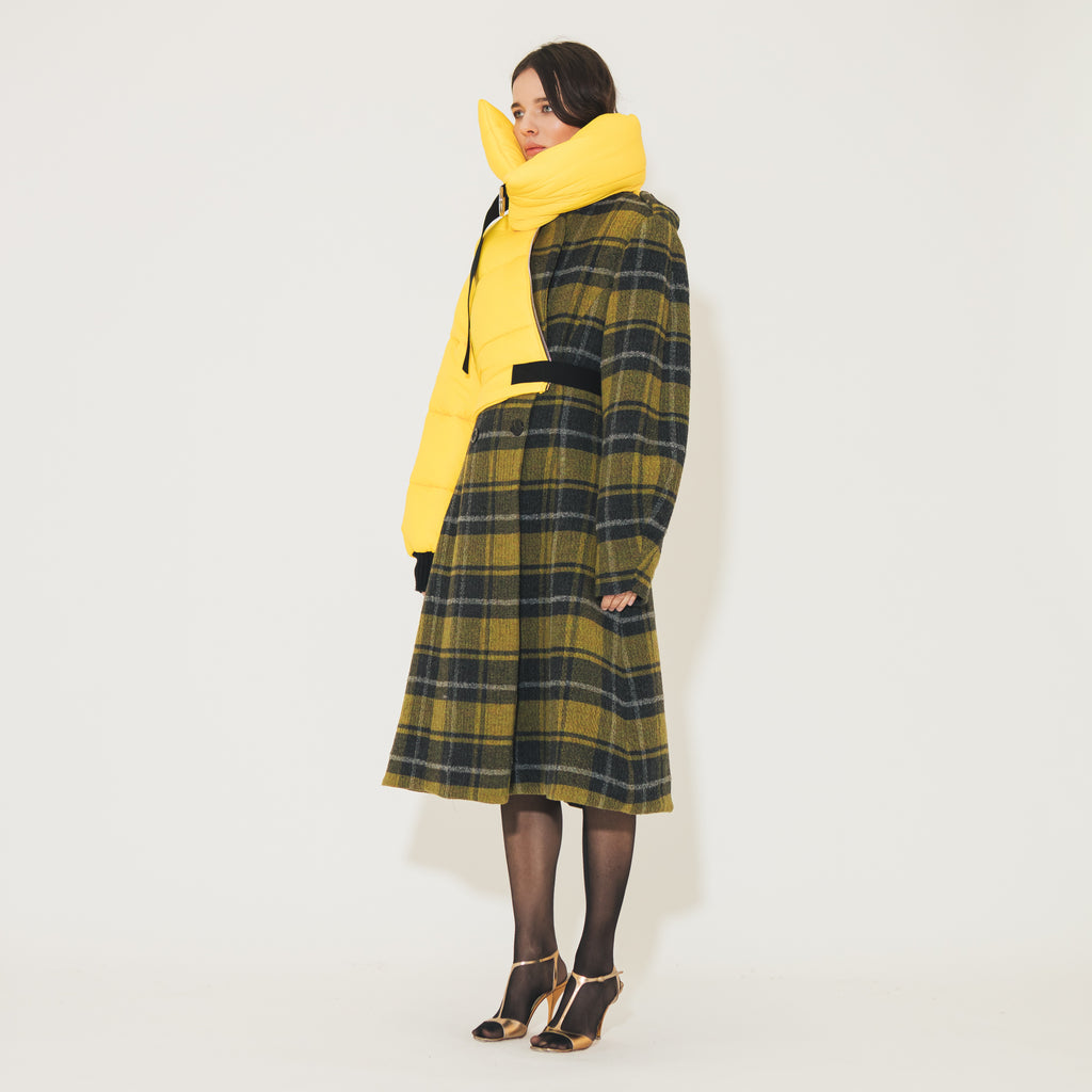 Sveta Milano Cappotto doppiopetto in lana Kensington con piumino sovrapposto Nuovi prodotti