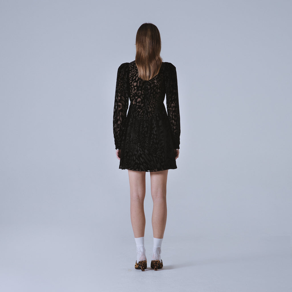 Sveta Milano Abito Oxford con motivo leopardo su velluto nero Offerta speciale della fabbrica