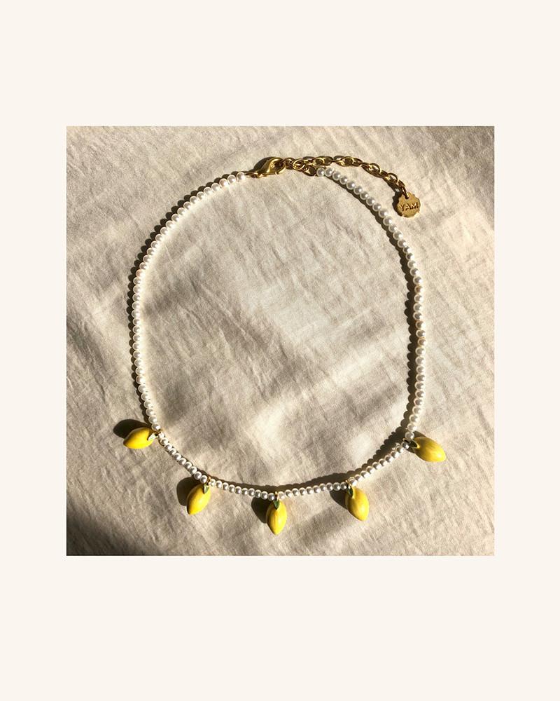 Y'am Capri Pearl necklace with pendants lemons In Vendita