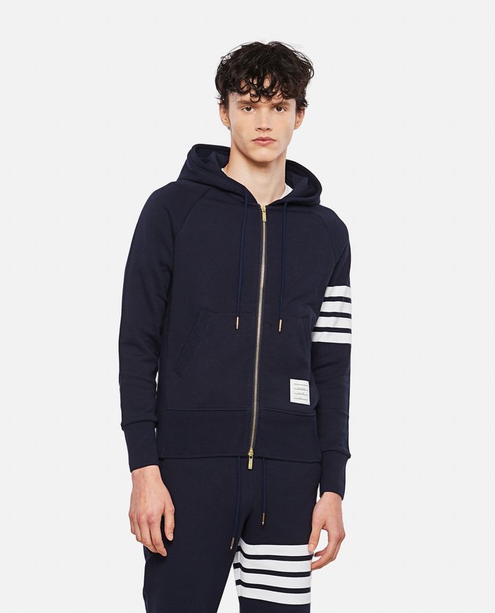 Thom Browne FELPA CLASSICA ZIP CON CAPPUCCIO Offerta Anniversario