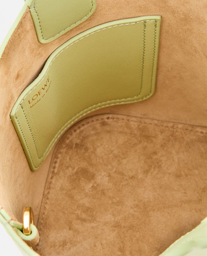 Loewe MINI PEBBLE BUCKET BORSA IN PELLE Sconto di tempo limitato