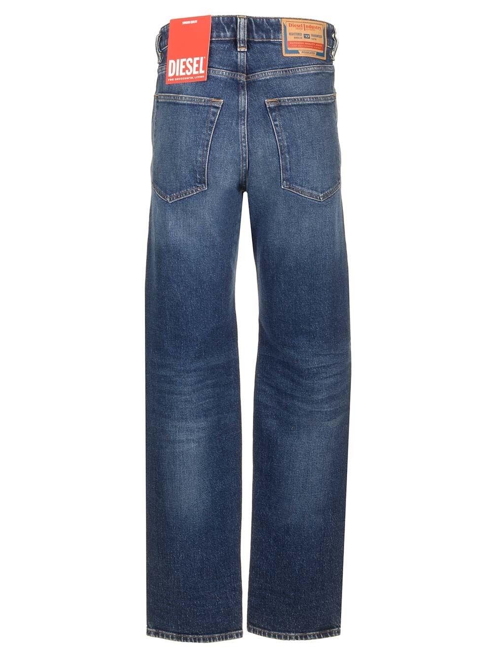 Al Duca D'Aosta Diesel Jeans "1988 D-Ark" Smaltimento dello stoccaggio