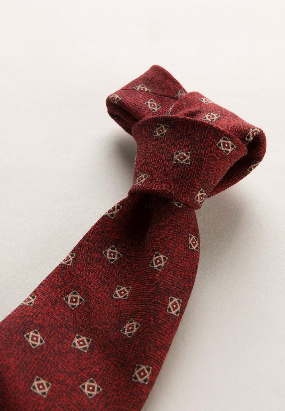 Angelico Cravatta bordeaux rombi lana Offerte