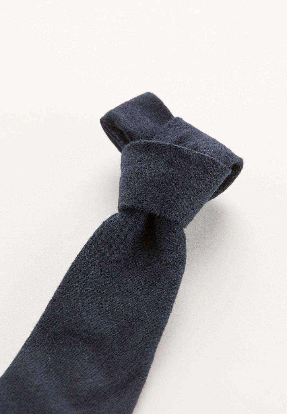 Angelico Cravatta blu navy effetto lana unita Offerte stagionali
