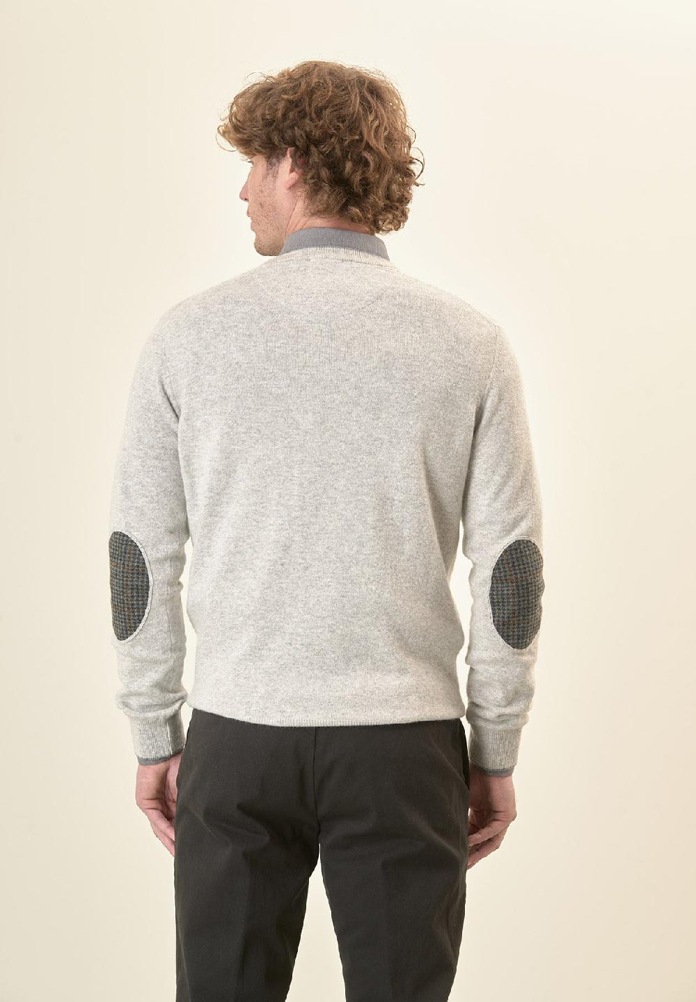Angelico Scollo V grigio chiaro militare toppe Online