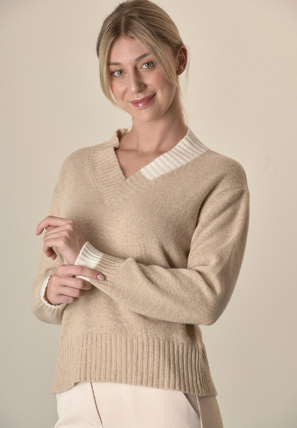 Angelico Scollo V beige misto cashmere Ultimi tre giorni