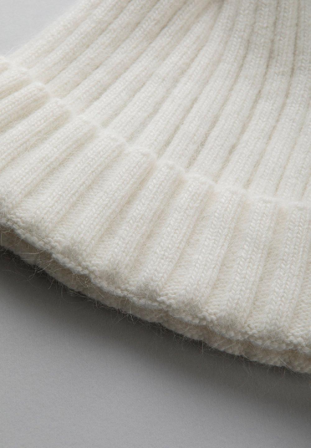 Angelico Berretto bianco pompon Online Outlet