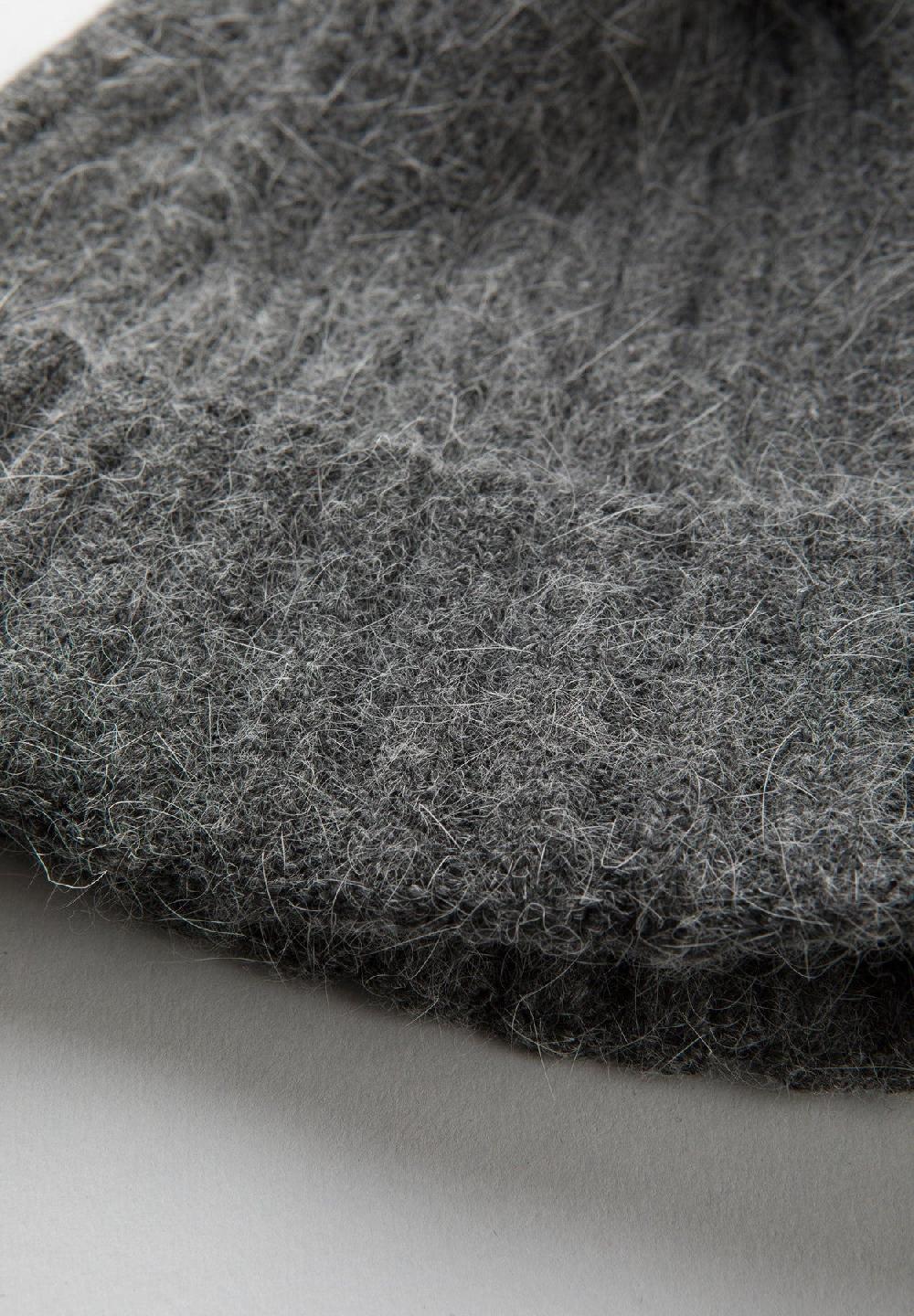 Angelico Berretto grigio pompon Lightning offer